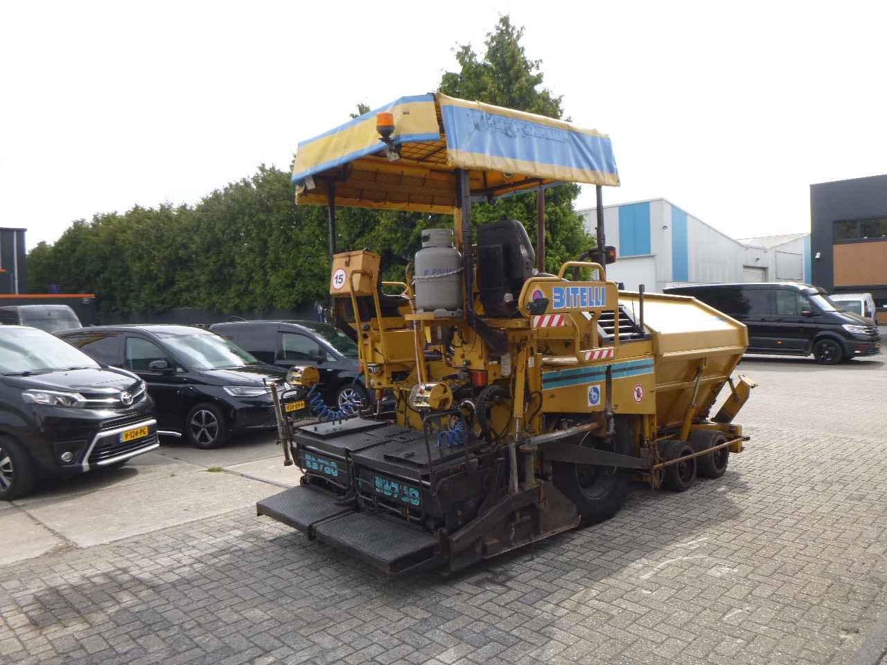 CATERPILLAR BB730 - Asfaltutlegger: bilde 4 CATERPILLAR BB730 - Asfaltutlegger: bilde 4