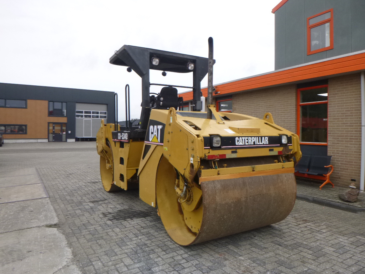 CATERPILLAR CB-534D - Vegvals: bilde 3 CATERPILLAR CB-534D - Vegvals: bilde 3