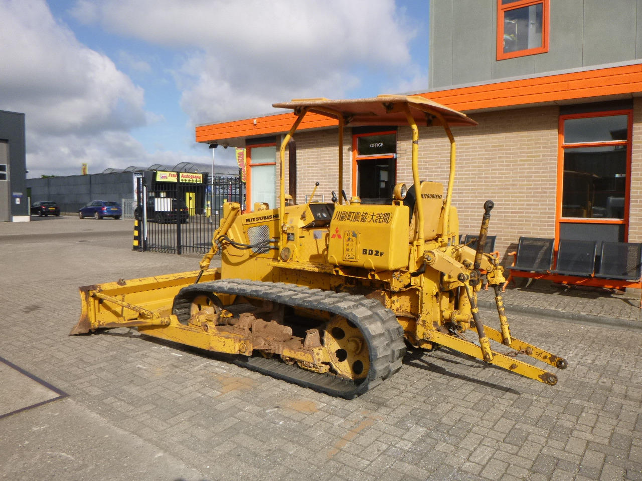 MITSUBISHI BD2F - Bulldozer: bilde 2 MITSUBISHI BD2F - Bulldozer: bilde 2