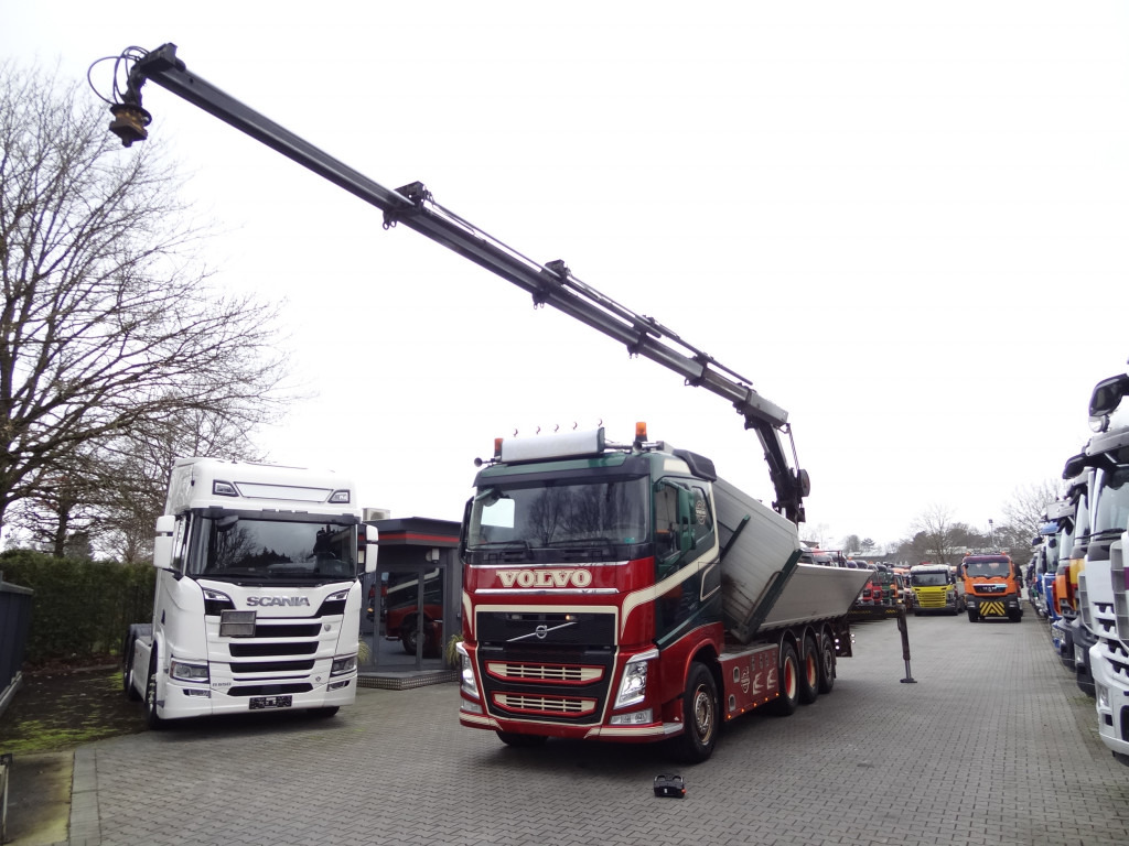 Volvo FH540 8X4 Kipper mit Kran Hiab 244-5 - Annet utstyr: bilde 1 Volvo FH540 8X4 Kipper mit Kran Hiab 244-5 - Annet utstyr: bilde 1