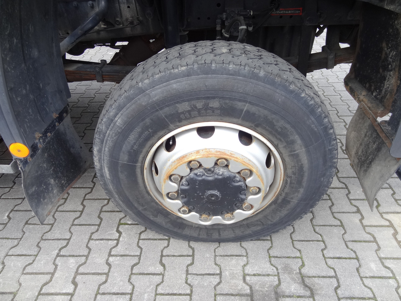 MAN F90 16.242 4X4 / Feuerwehr - Chassis lastebil: bilde 3 MAN F90 16.242 4X4 / Feuerwehr - Chassis lastebil: bilde 3
