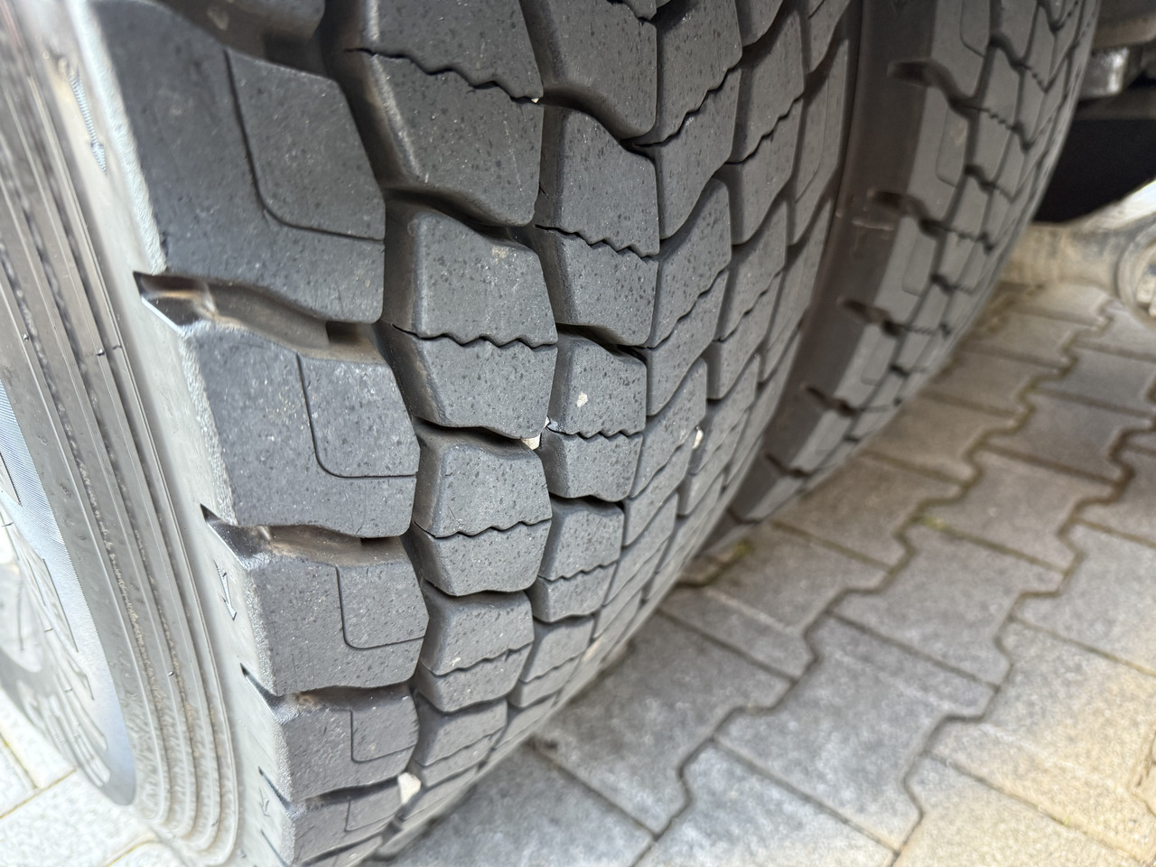 MAN TGA 26.360 6X2 Kipper Kran Palfinger 15500 - Tippbil, Kranbil: bilde 3 MAN TGA 26.360 6X2 Kipper Kran Palfinger 15500 - Tippbil, Kranbil: bilde 3