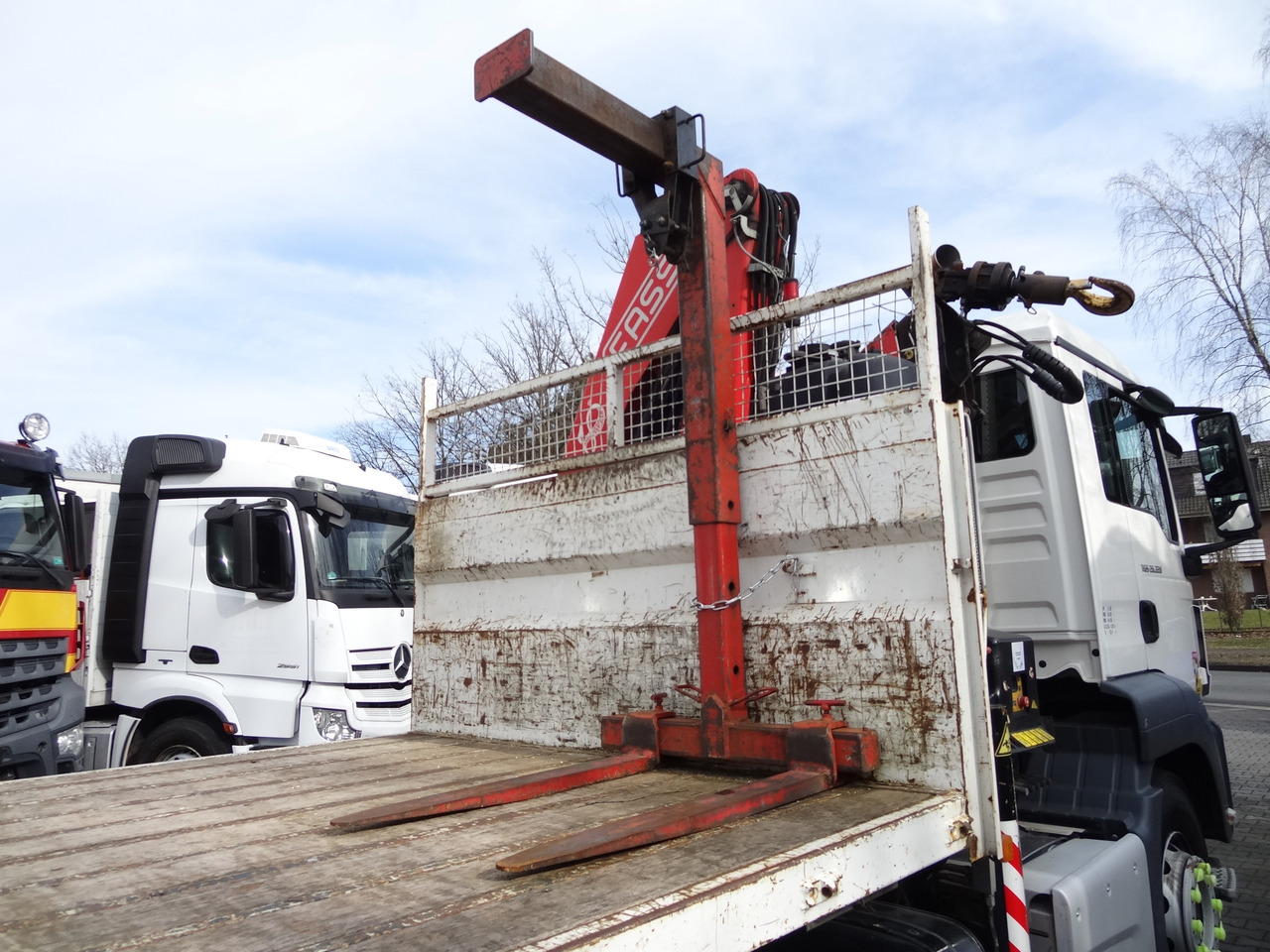 MAN TGS 26.320 6X4 BB mit Kran Fassi F175 - Planbil, Kranbil: bilde 3 MAN TGS 26.320 6X4 BB mit Kran Fassi F175 - Planbil, Kranbil: bilde 3