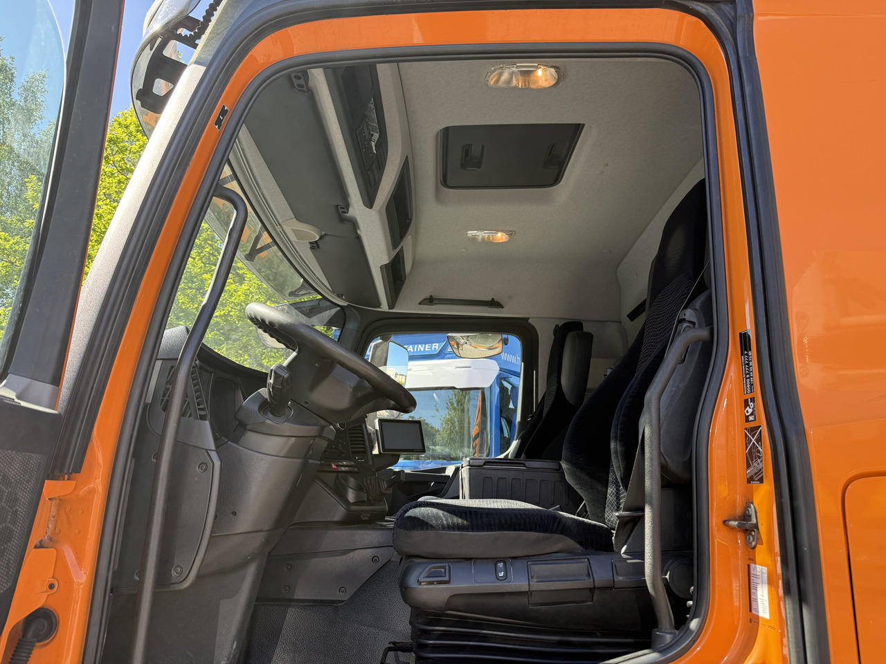 Mercedes-Benz Actros 1827 Kran Palfinger PK 9002 - Kranbil, Kapellbil: bilde 4 Mercedes-Benz Actros 1827 Kran Palfinger PK 9002 - Kranbil, Kapellbil: bilde 4