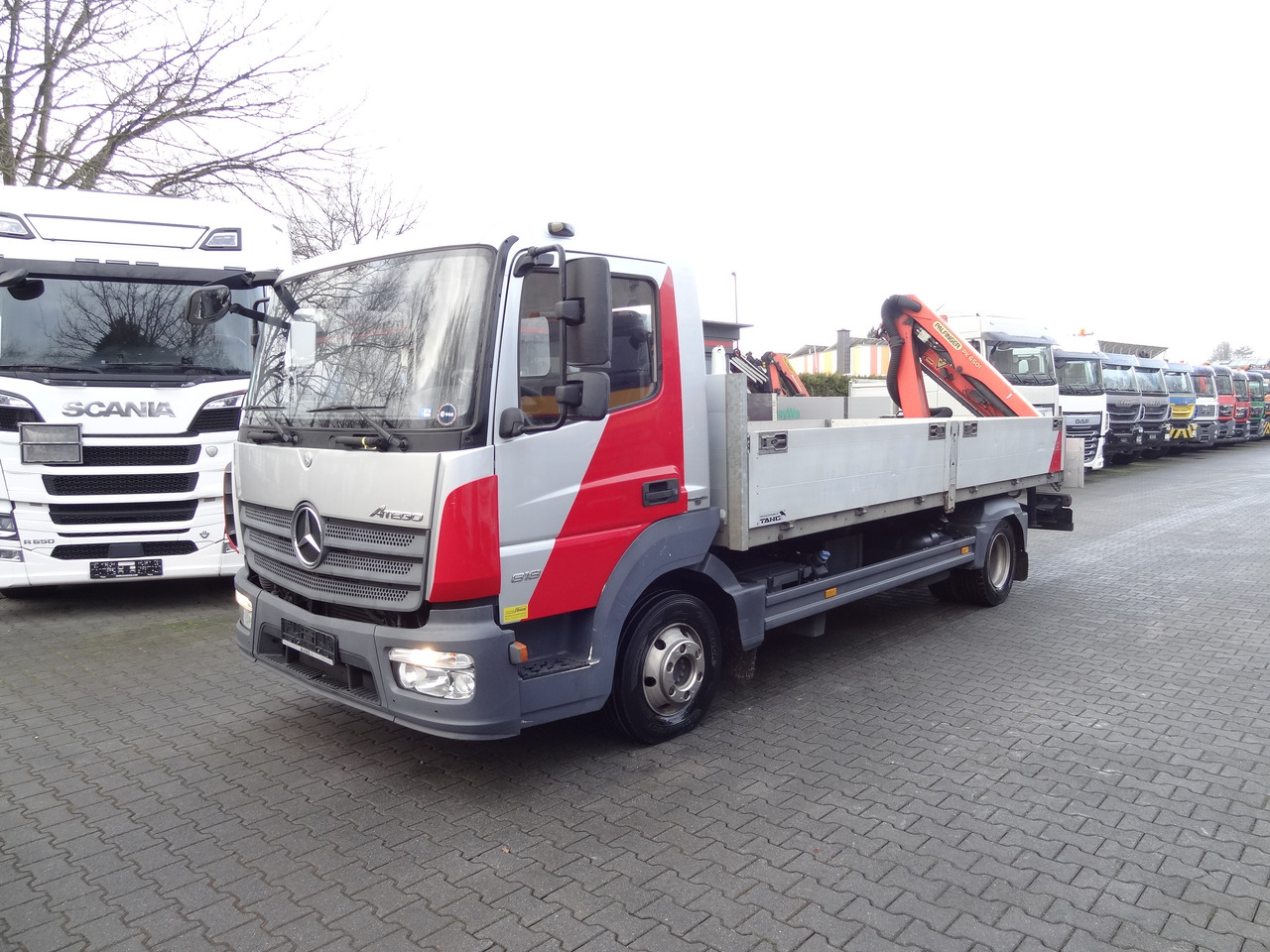 Mercedes-Benz Atego 818 Kran Palfinger 6501 - Kranbil, Planbil: bilde 1 Mercedes-Benz Atego 818 Kran Palfinger 6501 - Kranbil, Planbil: bilde 1
