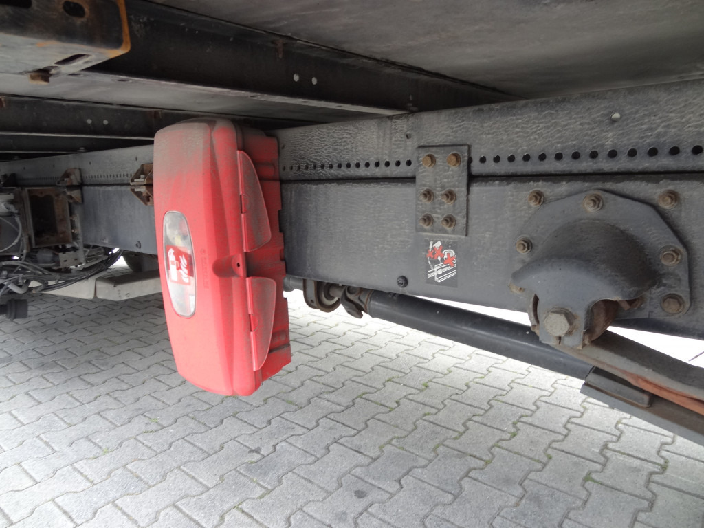 Renault D10.210 7m Koffer - Skapbil: bilde 2 Renault D10.210 7m Koffer - Skapbil: bilde 2