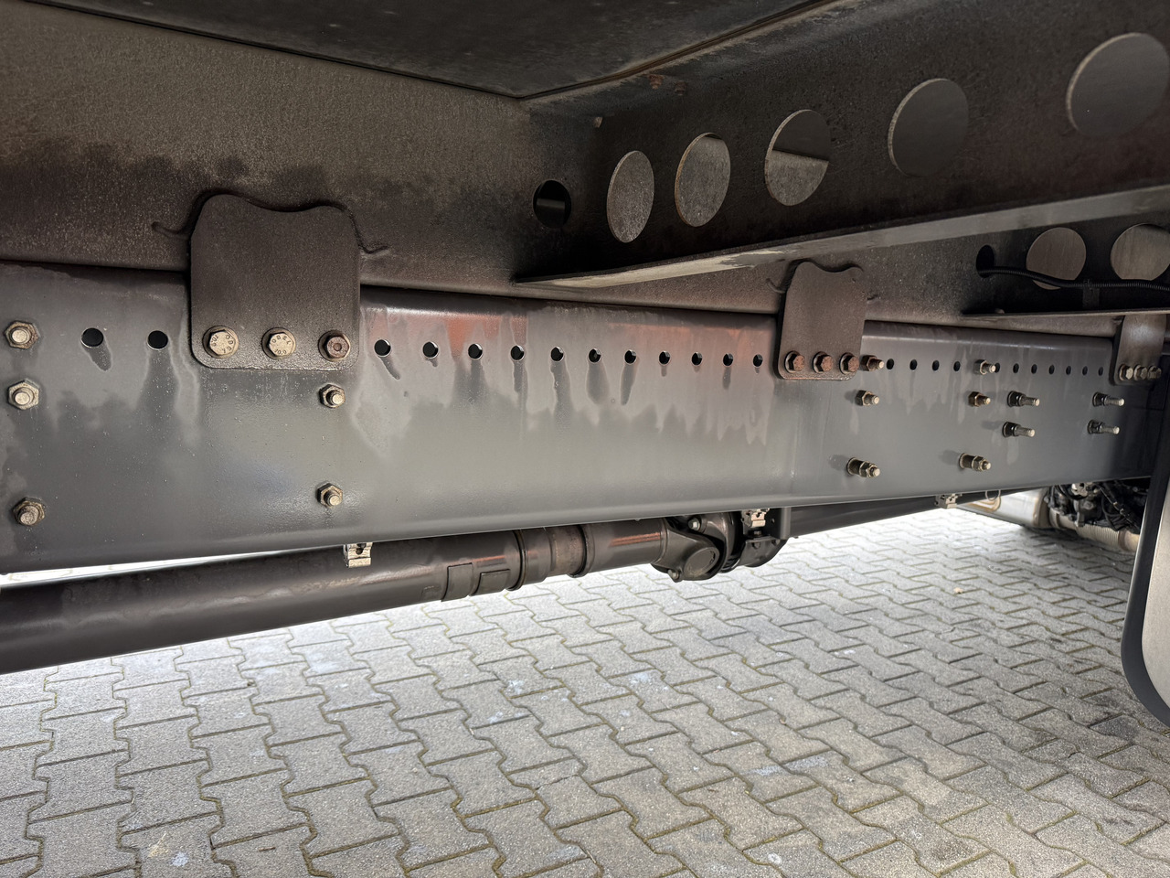 Scania P320 4X2 - Kapellbil: bilde 3 Scania P320 4X2 - Kapellbil: bilde 3