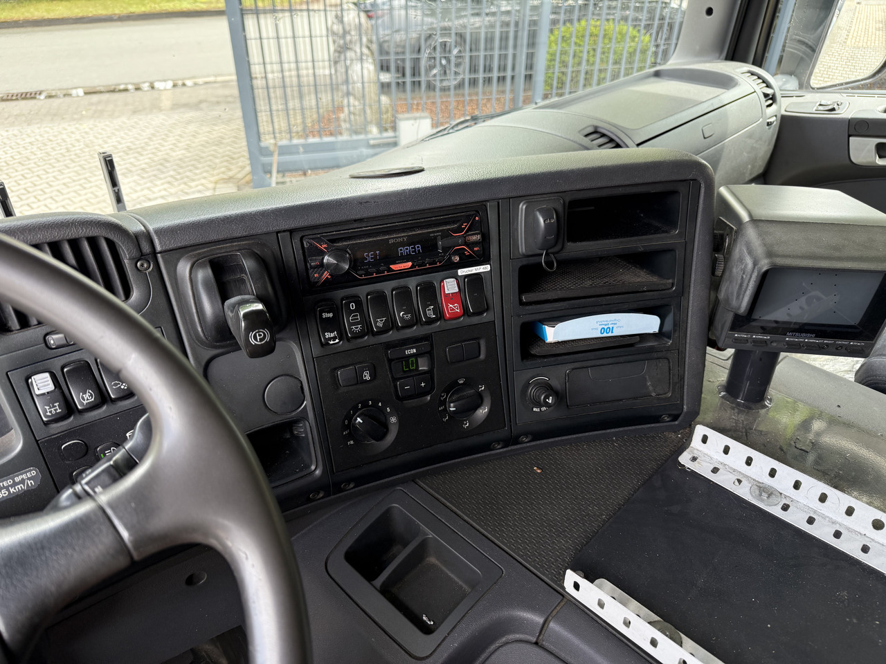 Scania P420 8X2*6 - Chassis lastebil: bilde 2 Scania P420 8X2*6 - Chassis lastebil: bilde 2