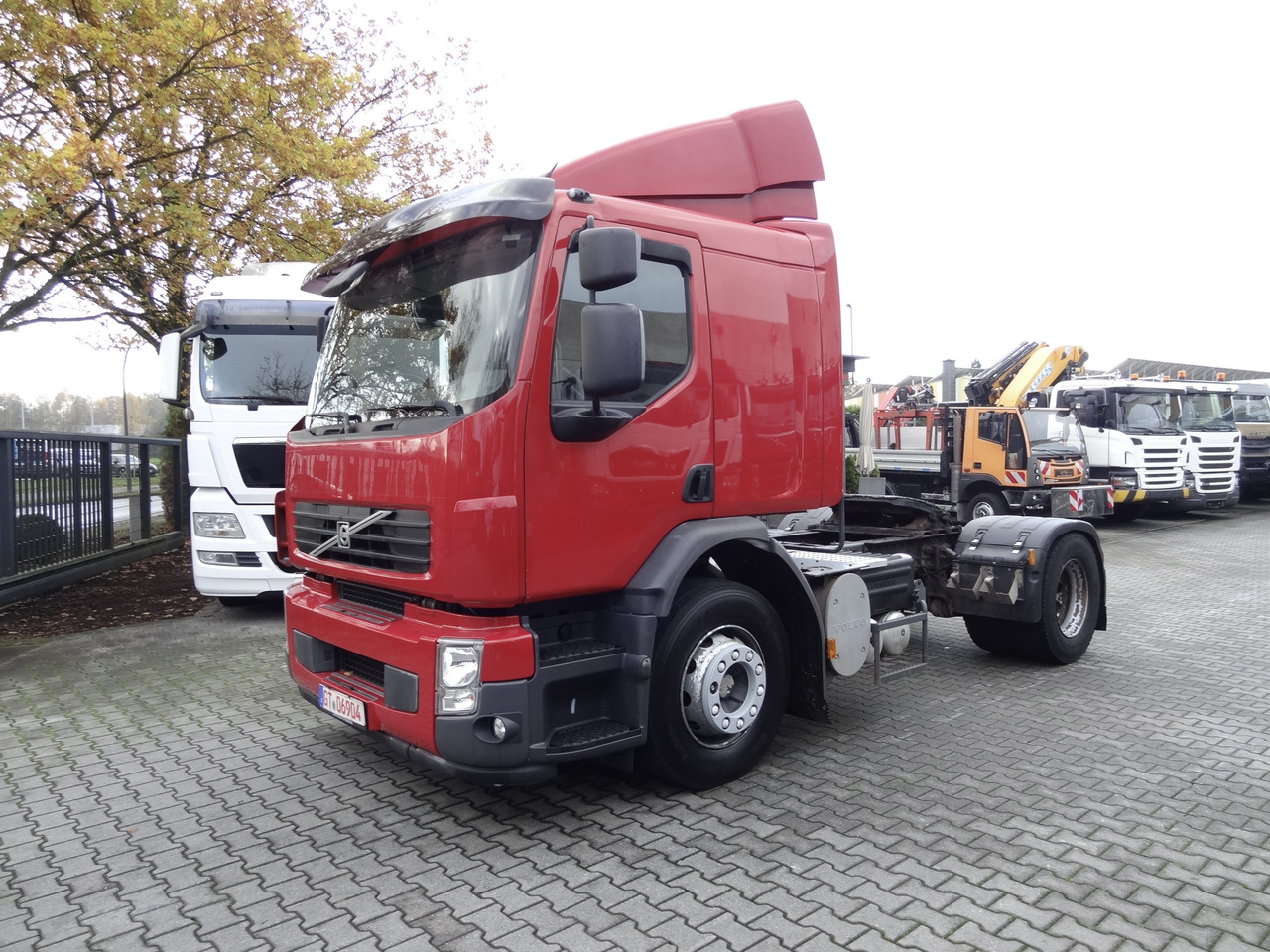 Volvo FE320 Fahrschule/ driving school - Trekkvogn: bilde 1 Volvo FE320 Fahrschule/ driving school - Trekkvogn: bilde 1