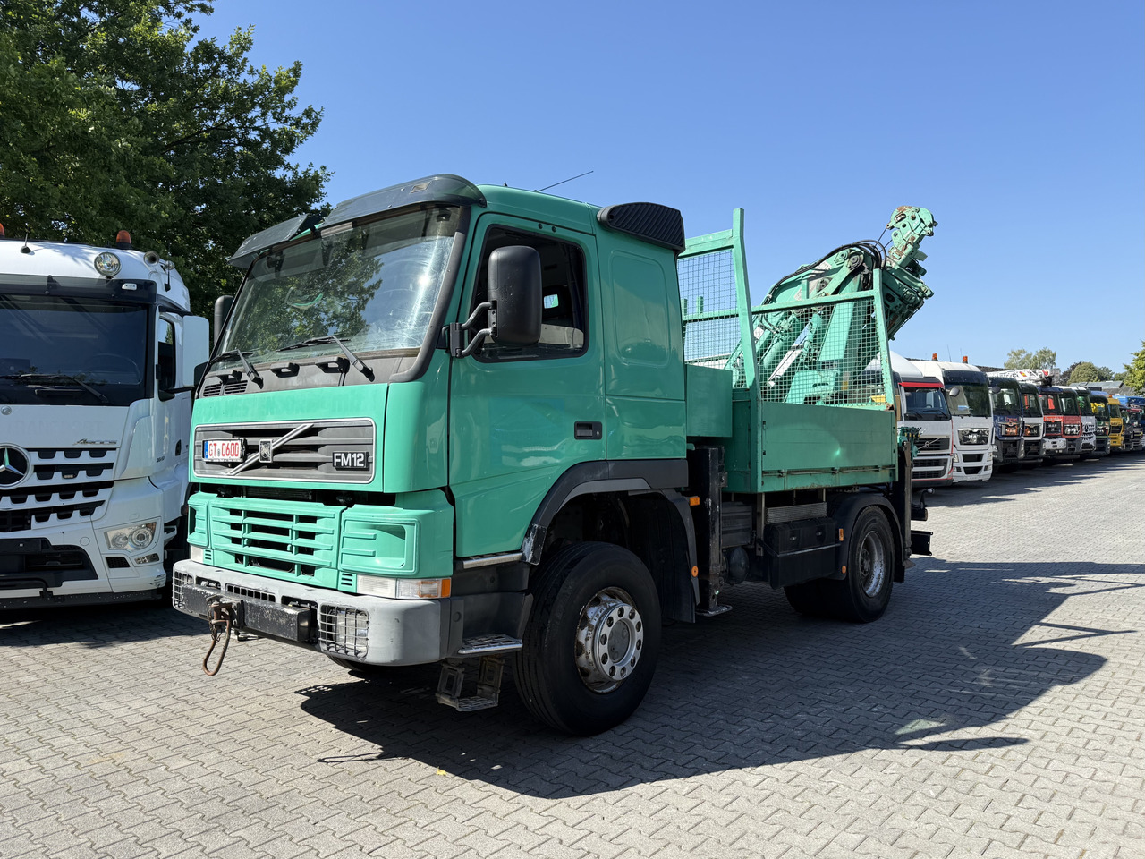 Volvo FM12 420 4X4 Kran MKG 300 bis 24 Meter - Planbil, Kranbil: bilde 1 Volvo FM12 420 4X4 Kran MKG 300 bis 24 Meter - Planbil, Kranbil: bilde 1