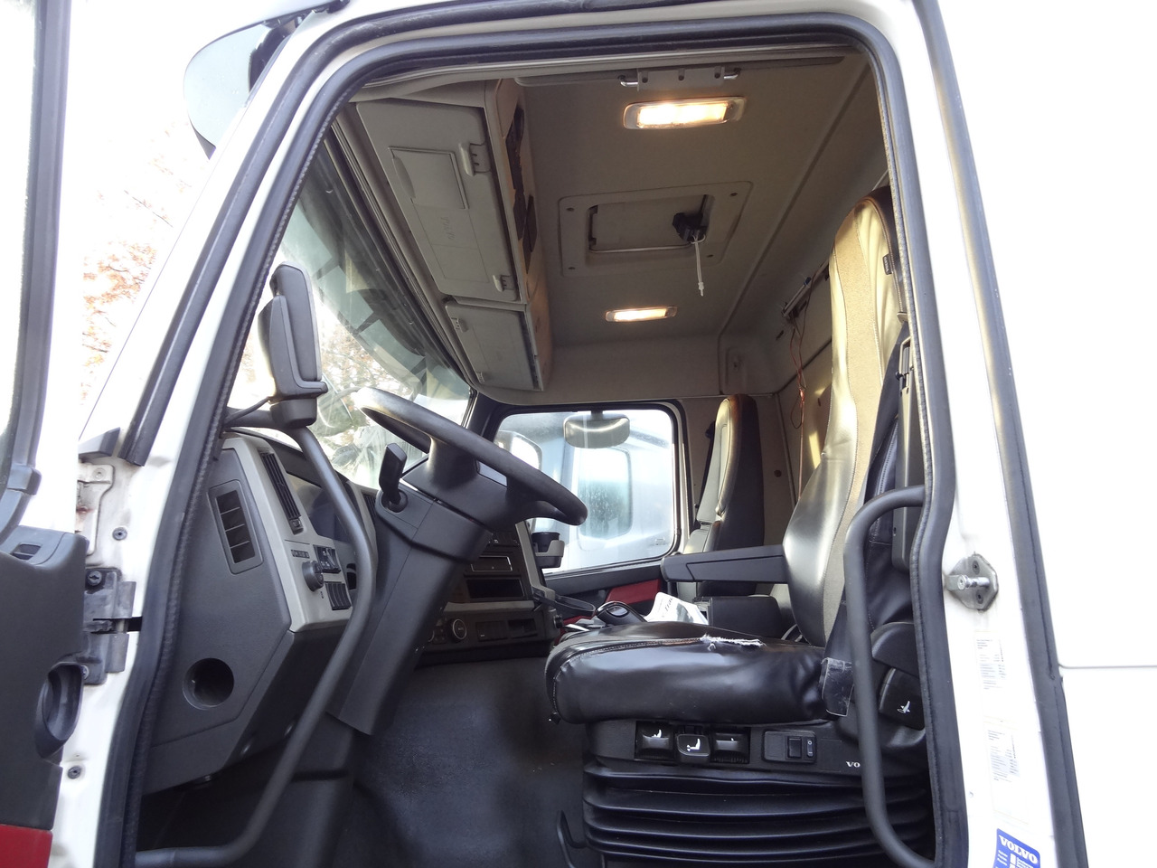 Volvo FM420 4X4 X-Track - Chassis lastebil: bilde 4 Volvo FM420 4X4 X-Track - Chassis lastebil: bilde 4