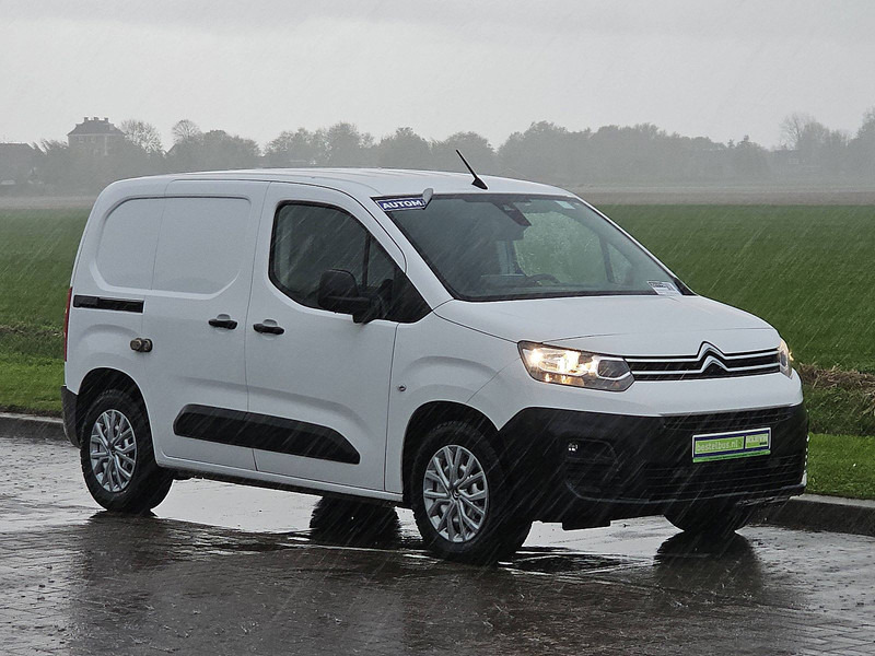Citroën Berlingo 1.2 L1 Benzine Automaat! - Varebil med skap: bilde 5 Citroën Berlingo 1.2 L1 Benzine Automaat! - Varebil med skap: bilde 5