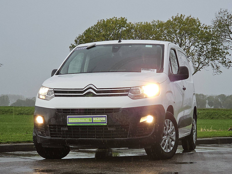 Citroën Berlingo 1.2 L1 Benzine Automaat! - Varebil med skap: bilde 1 Citroën Berlingo 1.2 L1 Benzine Automaat! - Varebil med skap: bilde 1
