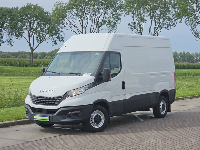Iveco Daily 35S14 L1H2 Airco Euro6 - Kassebil: bilde 2 Iveco Daily 35S14 L1H2 Airco Euro6 - Kassebil: bilde 2