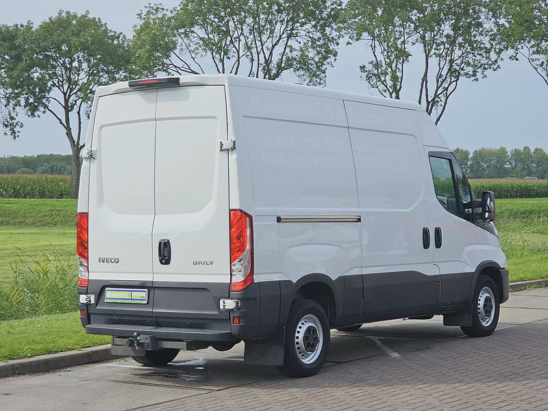 Iveco Daily 35S14 L1H2 Airco Euro6 - Kassebil: bilde 3 Iveco Daily 35S14 L1H2 Airco Euro6 - Kassebil: bilde 3