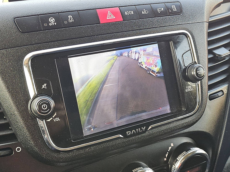 Kassebil Iveco Daily 35S18 ac automaat EURO6: bilde 11 Kassebil Iveco Daily 35S18 ac automaat EURO6: bilde 11