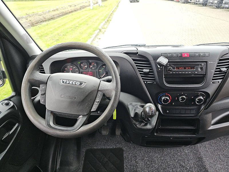Varebil med skap Iveco Daily 40C15 3.0 ltr: bilde 8