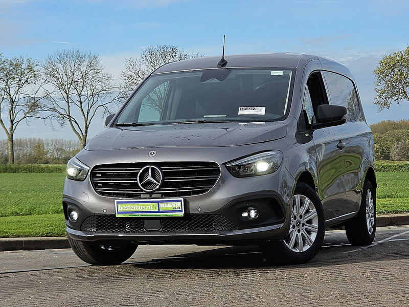 Mercedes-Benz Citan 113 benzine automaat ac - Varebil med skap: bilde 1 Mercedes-Benz Citan 113 benzine automaat ac - Varebil med skap: bilde 1