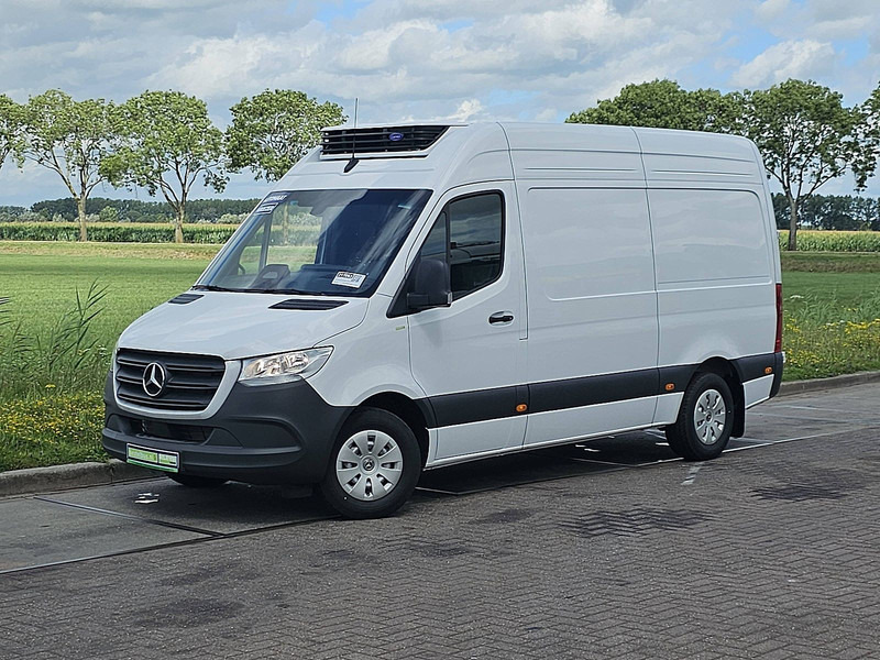 Mercedes-Benz Sprinter 317 L2H2 Koelwagen D/N! - Kjølebil: bilde 2 Mercedes-Benz Sprinter 317 L2H2 Koelwagen D/N! - Kjølebil: bilde 2