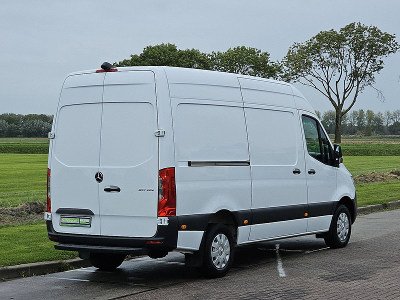 Mercedes-Benz Sprinter 317 L2H2 Navi RWD - Kassebil: bilde 3 Mercedes-Benz Sprinter 317 L2H2 Navi RWD - Kassebil: bilde 3
