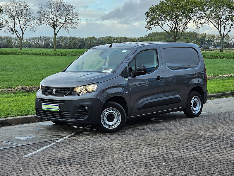 Peugeot Partner  1.5 BHDI 102 - Varebil med skap: bilde 2 Peugeot Partner  1.5 BHDI 102 - Varebil med skap: bilde 2