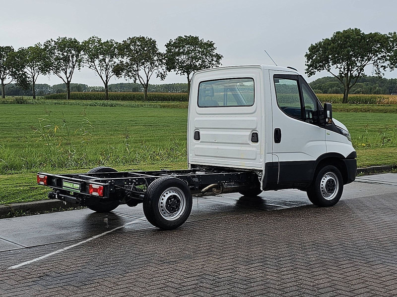 Iveco Daily 35 S 12 CHASSIS - Varebil: bilde 3 Iveco Daily 35 S 12 CHASSIS - Varebil: bilde 3