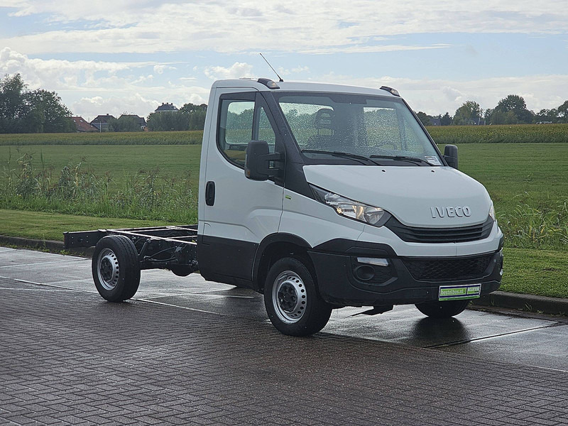 Iveco Daily 35 S 12 CHASSIS - Varebil: bilde 5 Iveco Daily 35 S 12 CHASSIS - Varebil: bilde 5