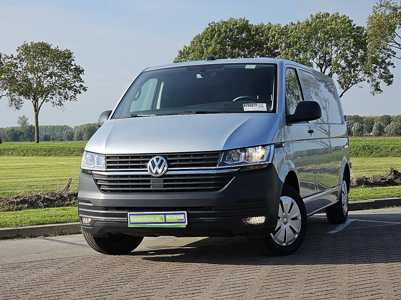 Volkswagen Transporter 2.0 TDI ac lang EURO6 - Små varebil: bilde 1 Volkswagen Transporter 2.0 TDI ac lang EURO6 - Små varebil: bilde 1