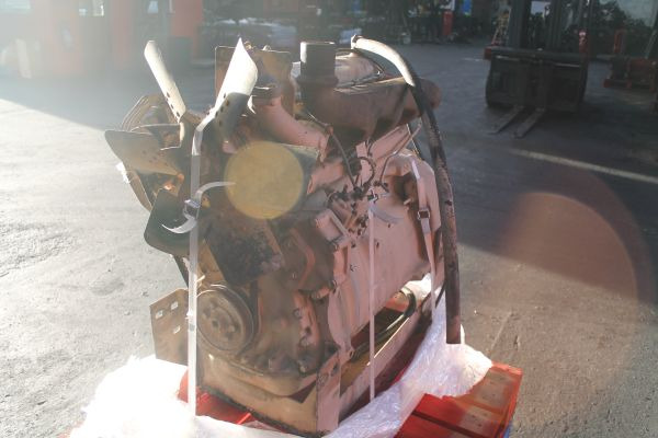 John Deere 4230 DF - Motor for Industrimaskin: bilde 4 John Deere 4230 DF - Motor for Industrimaskin: bilde 4