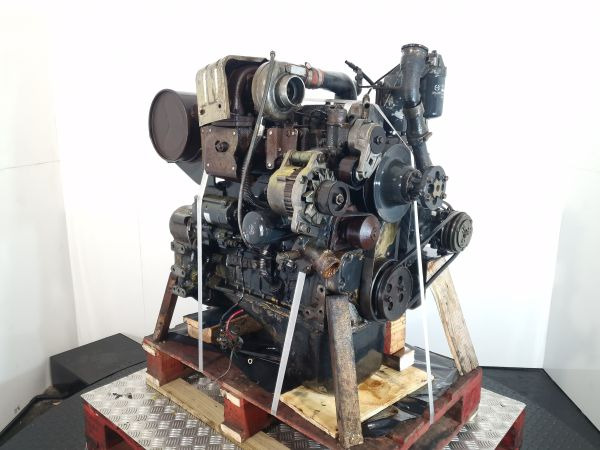 Komatsu/Cummins S4D102E-1/4BT3.9 Engine (Plant) - Motor for Bygg og anlegg: bilde 5 Komatsu/Cummins S4D102E-1/4BT3.9 Engine (Plant) - Motor for Bygg og anlegg: bilde 5