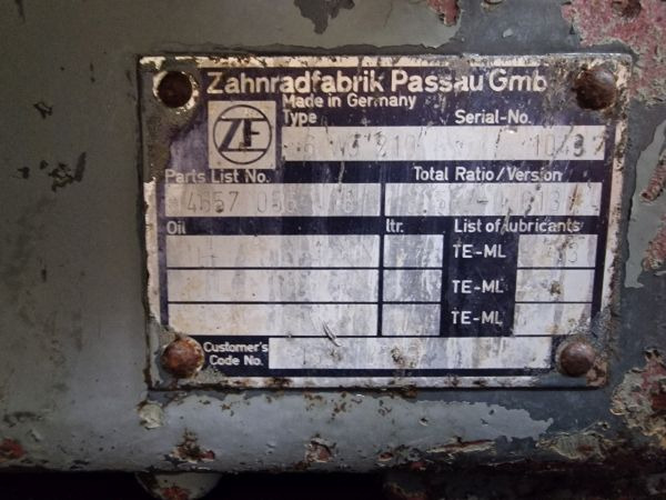 ZF Industrial/Hyundai 6WG-210 Transmission - Girkasse: bilde 2 ZF Industrial/Hyundai 6WG-210 Transmission - Girkasse: bilde 2