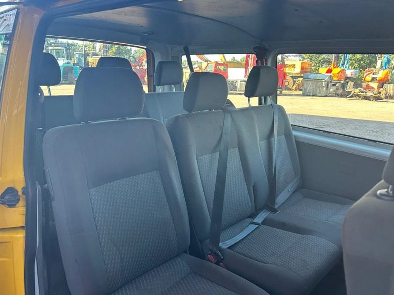 Volkswagen Transporter Kombi - Buss: bilde 5 Volkswagen Transporter Kombi - Buss: bilde 5