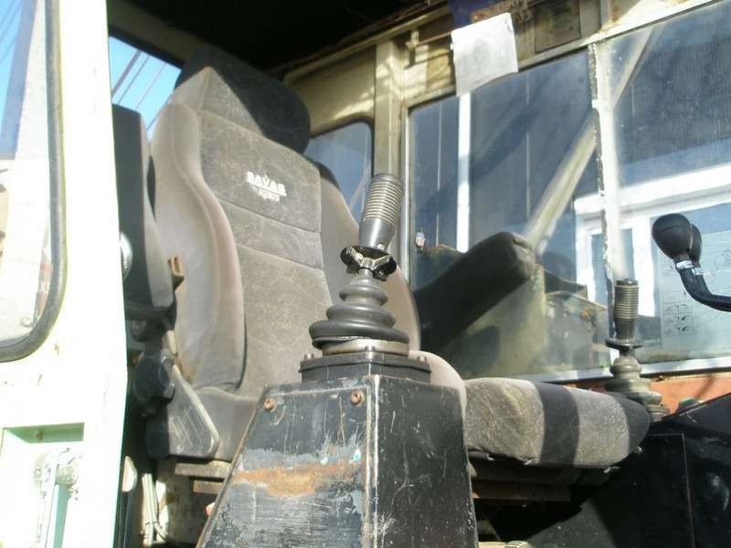 Beltegående kran Hitachi KH125-3: bilde 8 Beltegående kran Hitachi KH125-3: bilde 8