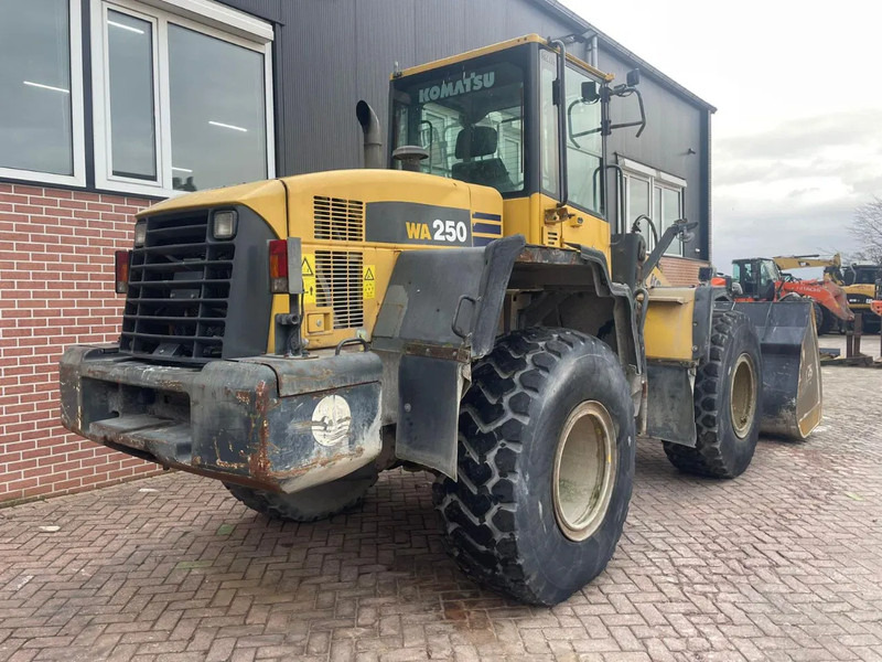 Komatsu WA250-5 - Hjullaster: bilde 4 Komatsu WA250-5 - Hjullaster: bilde 4