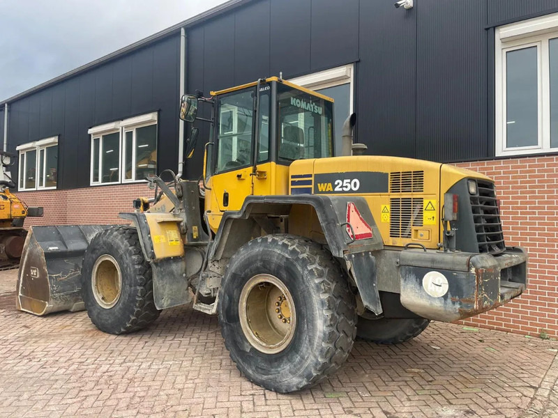 Komatsu WA250-5 - Hjullaster: bilde 3 Komatsu WA250-5 - Hjullaster: bilde 3