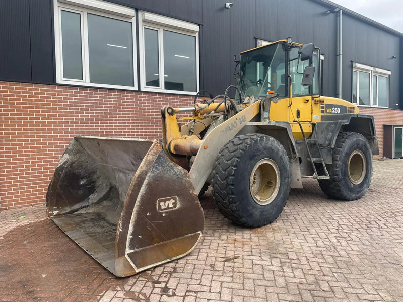 Komatsu WA250-5 - Hjullaster: bilde 1 Komatsu WA250-5 - Hjullaster: bilde 1