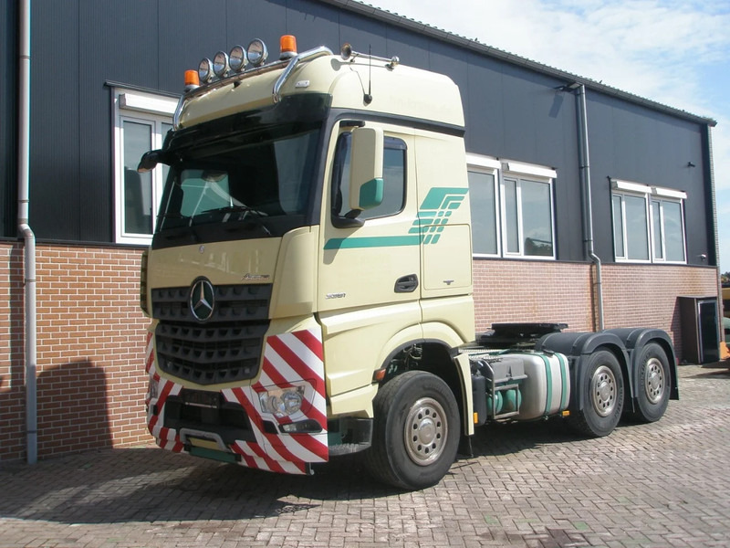 Mercedes-Benz Arocs 3351 3351 120 Ton - Trekkvogn: bilde 1 Mercedes-Benz Arocs 3351 3351 120 Ton - Trekkvogn: bilde 1