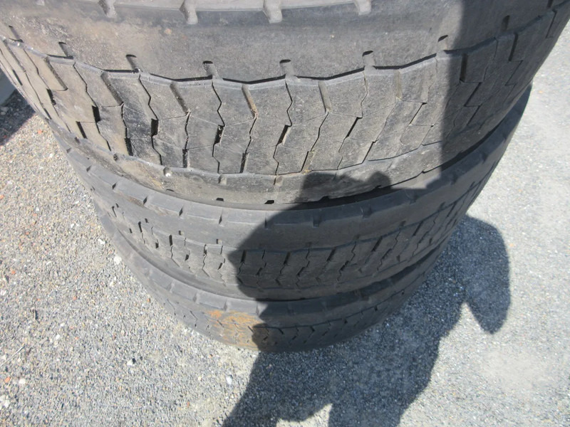 Bridgestone 315/70R22.5 DURAVIS M+S ALCOA WIEL MERCEDES 60% PROFILE - Dekk for Lastebil: bilde 2 Bridgestone 315/70R22.5 DURAVIS M+S ALCOA WIEL MERCEDES 60% PROFILE - Dekk for Lastebil: bilde 2