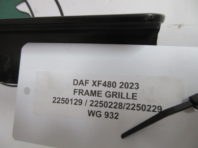 DAF 2250129//2250228//2250229 FRAME GRILL DAF XG480 MODEL 2023 - Førerhus og interiør for Lastebil: bilde 4 DAF 2250129//2250228//2250229 FRAME GRILL DAF XG480 MODEL 2023 - Førerhus og interiør for Lastebil: bilde 4