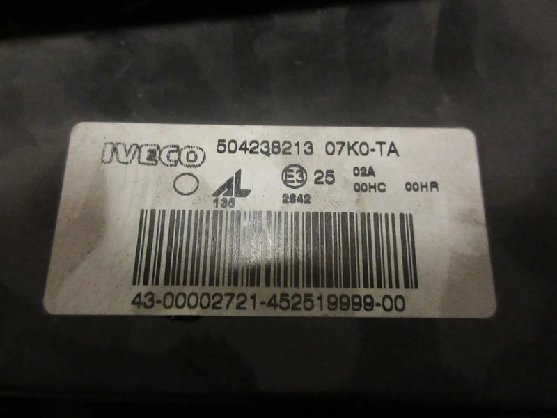 Iveco 504238213 // 504238496 KOPLAMP STRALIS EURO 5 LINKS & RECHTS - Frontlys for Lastebil: bilde 5 Iveco 504238213 // 504238496 KOPLAMP STRALIS EURO 5 LINKS & RECHTS - Frontlys for Lastebil: bilde 5