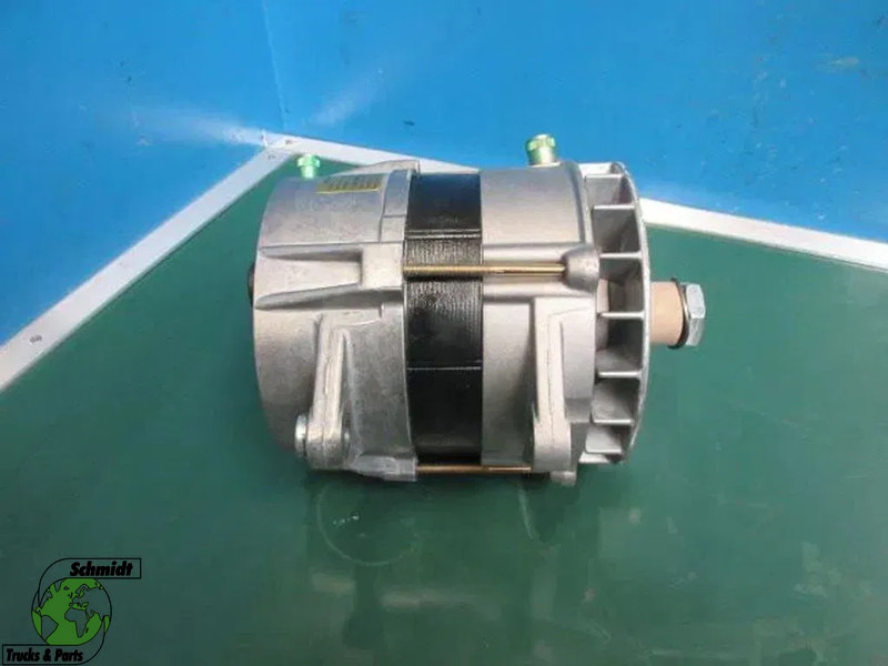 Iveco BOSCH PART NR. 0 120 689 524 T1-28V 53/100A NIEUWE !!! - Dynamo for Lastebil: bilde 1 Iveco BOSCH PART NR. 0 120 689 524 T1-28V 53/100A NIEUWE !!! - Dynamo for Lastebil: bilde 1