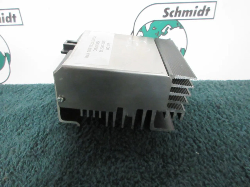 MAN 81.25907-0355 VOLTAGE CONVERTER MAT TGM EURO 6 - Elektrisk system for Lastebil: bilde 2 MAN 81.25907-0355 VOLTAGE CONVERTER MAT TGM EURO 6 - Elektrisk system for Lastebil: bilde 2
