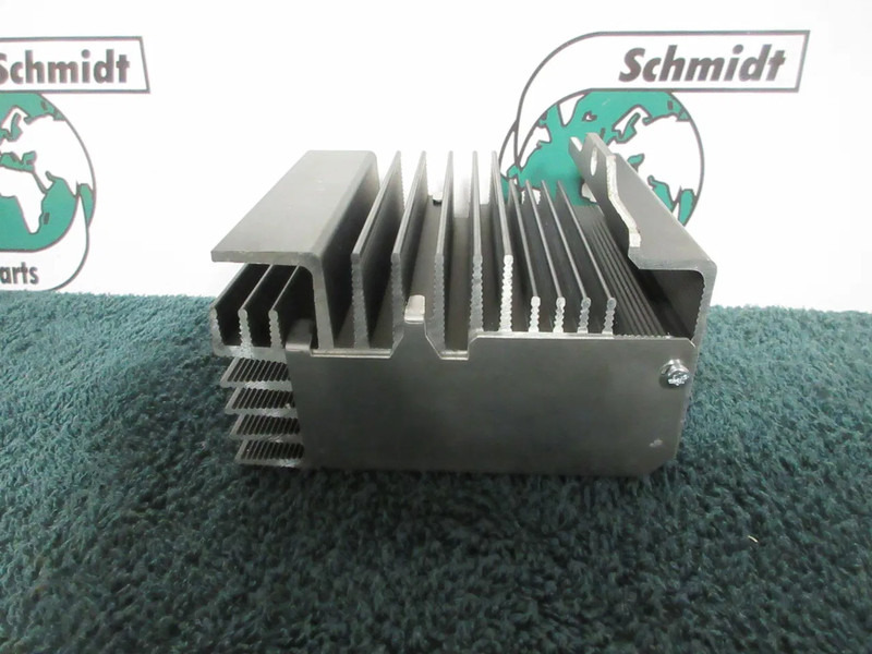 MAN 81.25907-0355 VOLTAGE CONVERTER MAT TGM EURO 6 - Elektrisk system for Lastebil: bilde 5 MAN 81.25907-0355 VOLTAGE CONVERTER MAT TGM EURO 6 - Elektrisk system for Lastebil: bilde 5