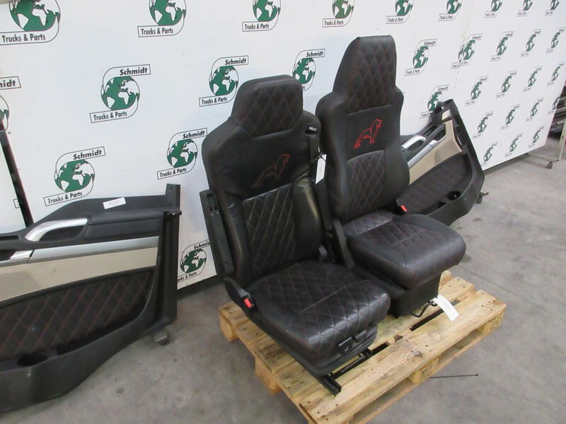 MAN 81.62307-6531// 81.62307-6558 LEEREN STOELEN SET TGS TGS EURO 6 - Sete for Lastebil: bilde 5 MAN 81.62307-6531// 81.62307-6558 LEEREN STOELEN SET TGS TGS EURO 6 - Sete for Lastebil: bilde 5