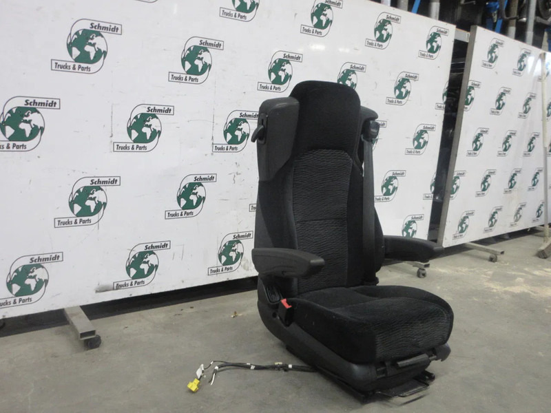 Mercedes-Benz A 960 910 75 01 STOEL MERCEDES BENZ 1845 LINKS EURO 6 - Sete for Lastebil: bilde 2 Mercedes-Benz A 960 910 75 01 STOEL MERCEDES BENZ 1845 LINKS EURO 6 - Sete for Lastebil: bilde 2