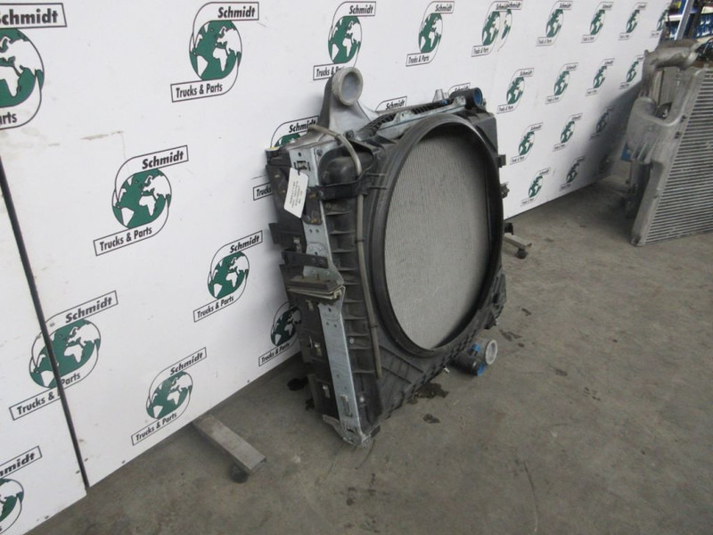 Renault 7422174115 RADIATEUR RENAULT T 460 EURO 6 - Radiator for Lastebil: bilde 3 Renault 7422174115 RADIATEUR RENAULT T 460 EURO 6 - Radiator for Lastebil: bilde 3