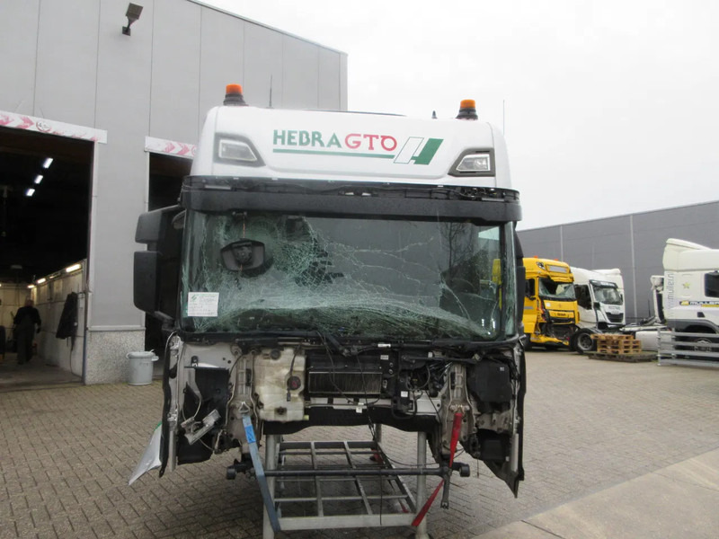 Scania SCANIA R 450 NGS CABINE BESCHADIG - Førerhus og interiør for Lastebil: bilde 4 Scania SCANIA R 450 NGS CABINE BESCHADIG - Førerhus og interiør for Lastebil: bilde 4