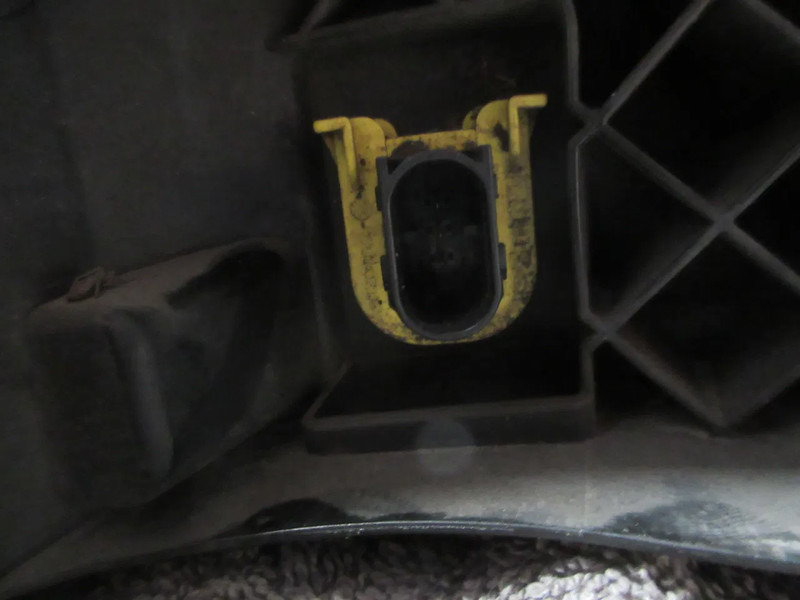 Volvo 82140763 MISTLAMP VOLVO FH SERIE EURO 6 - Tåkelys for Lastebil: bilde 5 Volvo 82140763 MISTLAMP VOLVO FH SERIE EURO 6 - Tåkelys for Lastebil: bilde 5