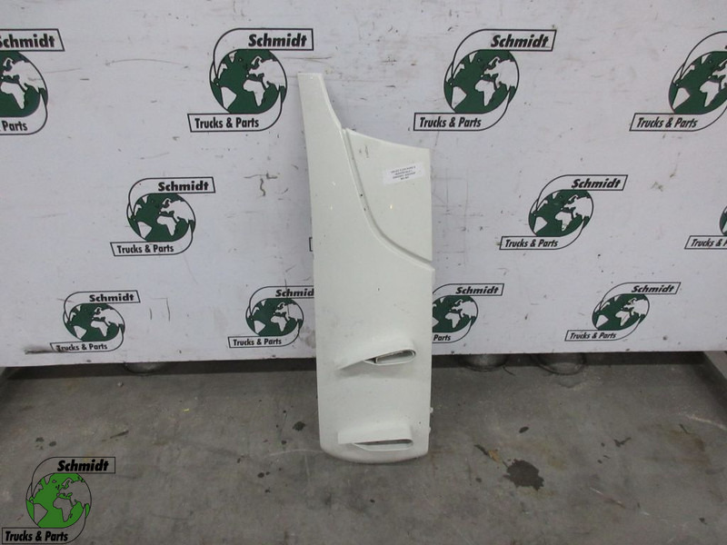 Volvo 82523535/82523674//82523533/82523539 HOEKFENDERS FL 210 EURO 6 - Førerhus og interiør for Lastebil: bilde 1 Volvo 82523535/82523674//82523533/82523539 HOEKFENDERS FL 210 EURO 6 - Førerhus og interiør for Lastebil: bilde 1