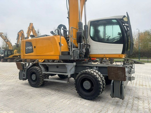Liebherr LH30 - Gravemaskin til riving: bilde 4 Liebherr LH30 - Gravemaskin til riving: bilde 4